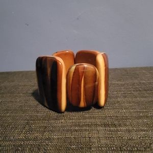❗CLOSET LIQUIDATION❗️Faux wood style bracelet